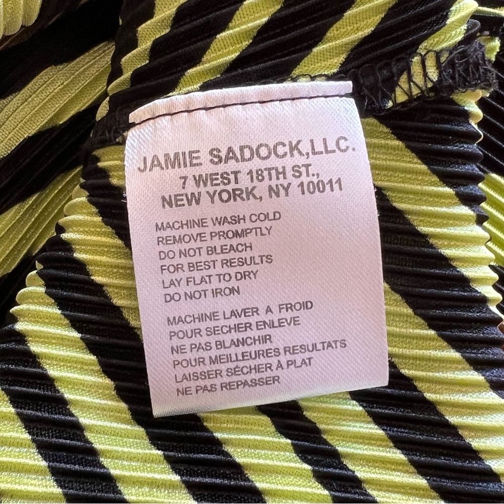 Showstopper Jamie Sadock top, EUC, Size XL - Picture 8 of 13